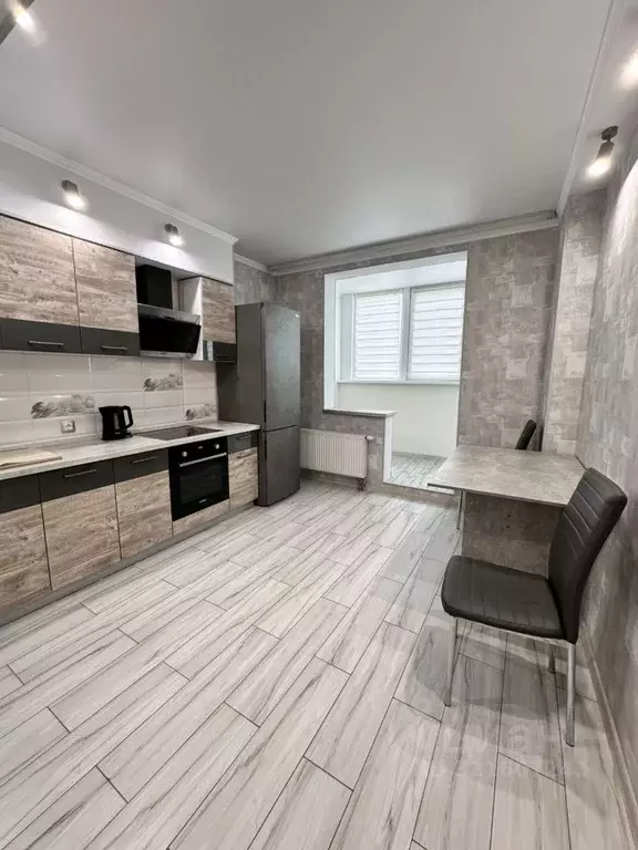 1-к кв. Татарстан, Казань Комсомольская ул., 1 (43.0 м) - Фото 2