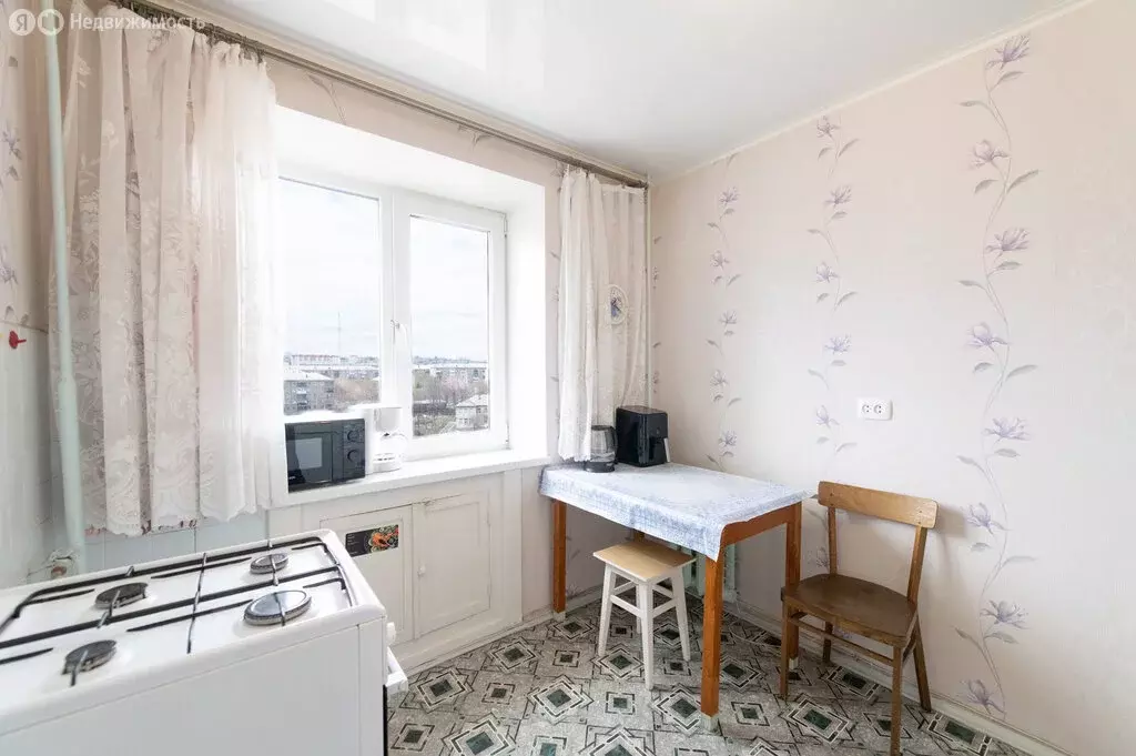 3-комнатная квартира: Магнитогорск, проспект Карла Маркса, 91 (59 м) - Фото 1