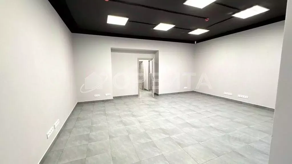 Помещение свободного назначения в Тюменская область, Тюмень ул. Клары ... - Фото 2