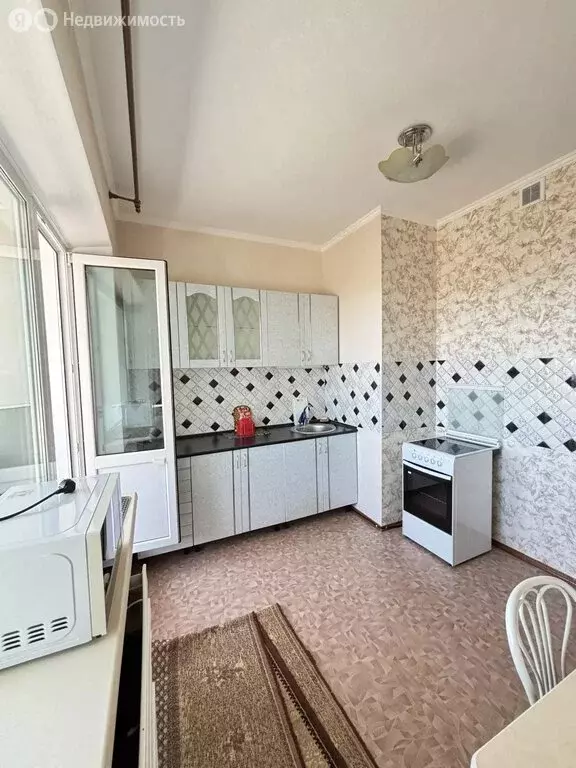 1-комнатная квартира: Нерюнгри, улица Строителей, 3 (38.8 м) - Фото 1