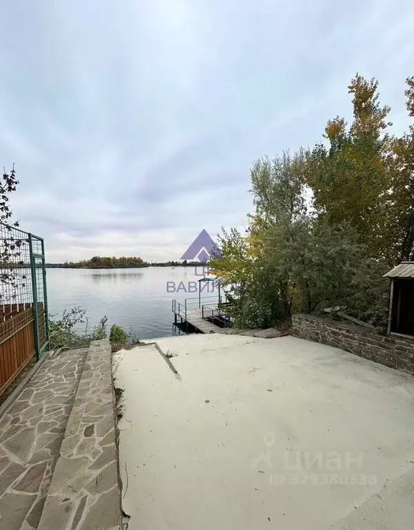 Дом в Ростовская область, Волгодонской район, Дубенцовская ст-ца ... - Фото 1