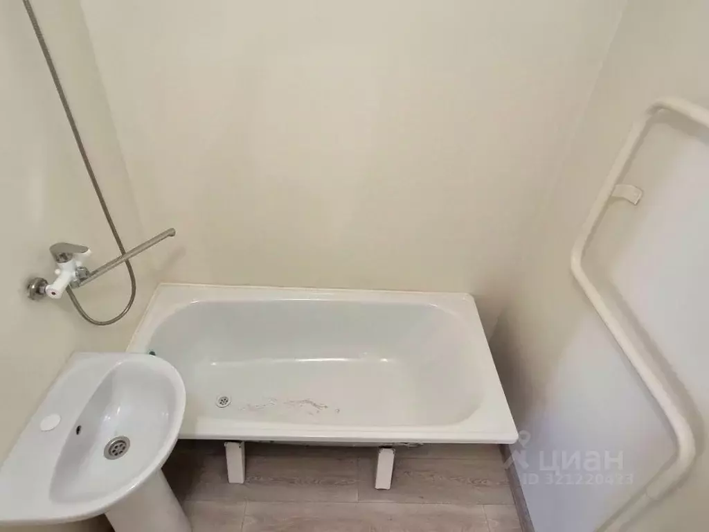 2-к кв. Кемеровская область, Новокузнецк ул. Рокоссовского, 19 (41.0 ... - Фото 1