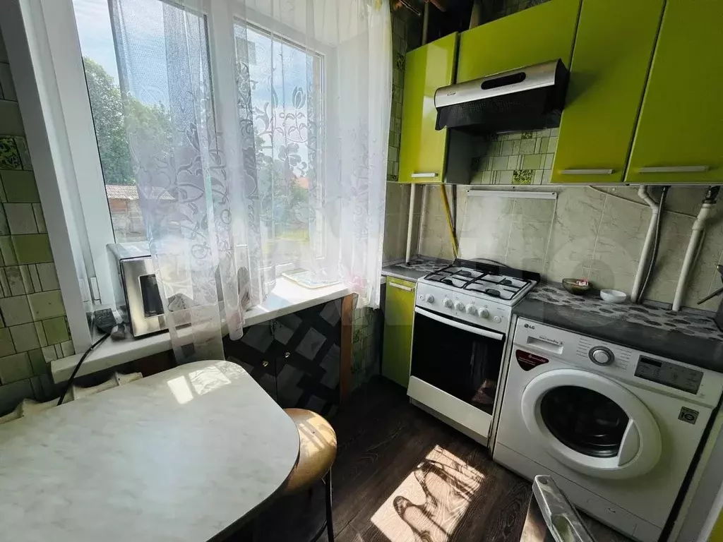 2-к. квартира, 46 м, 2/5 эт. - Фото 0