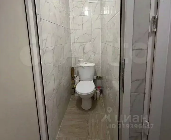 Комната Белгородская область, Шебекино пл. Горяинова, 3 (13.5 м) - Фото 1