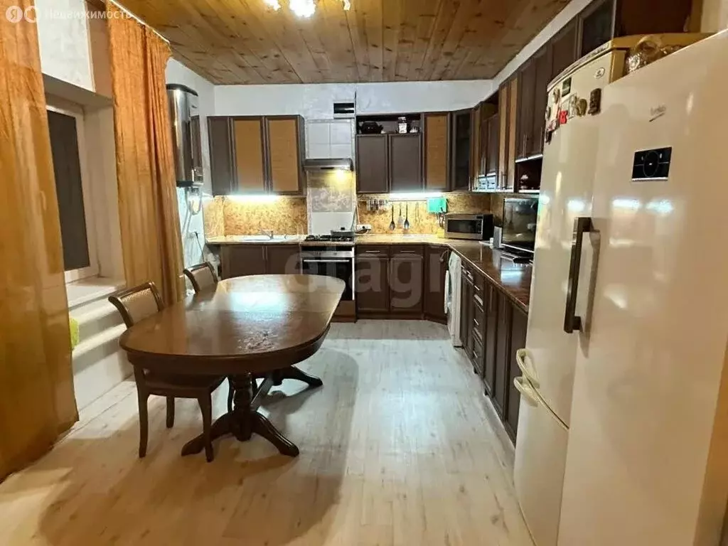 Дом в село Новая Отрадовка, улица Королёва (106.1 м) - Фото 2