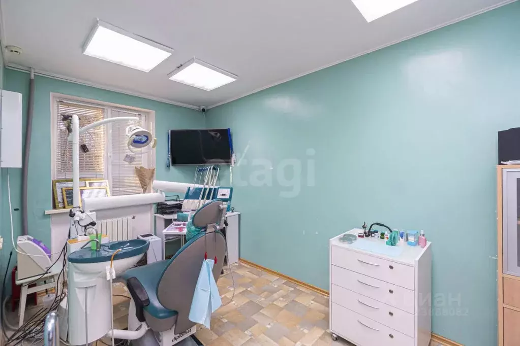 3-к кв. Севастополь пл. 50-летия СССР, 5/3 (61.4 м) - Фото 0