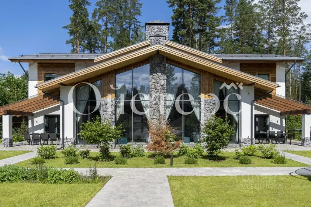 Коттедж в Ленинградская область, Приозерский район, пос. Сосново ул. ... - Фото 1