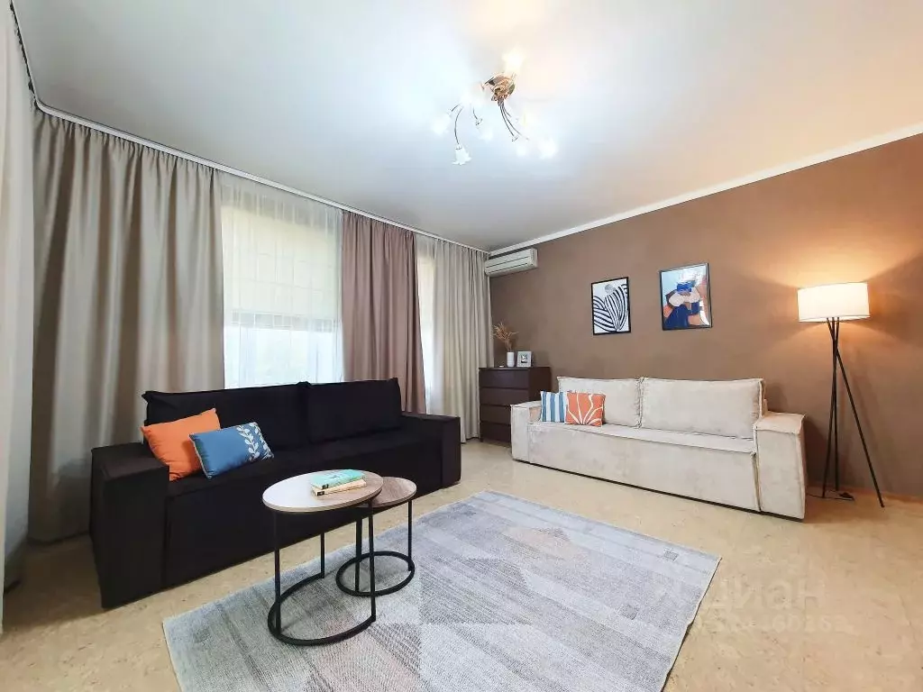 1-к кв. Татарстан, Казань ул. Фатыха Амирхана, 12Е (73.0 м) - Фото 1