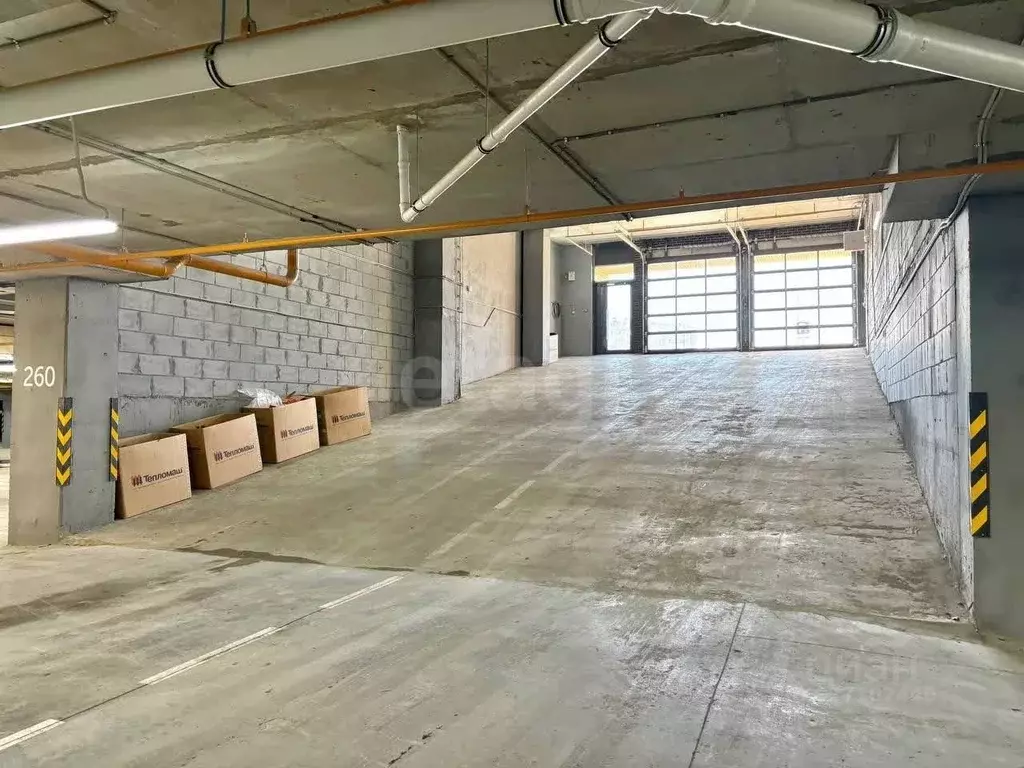 Гараж в Тюменская область, Тюмень ул. Тимофея Чаркова, 93 (13 м) - Фото 1