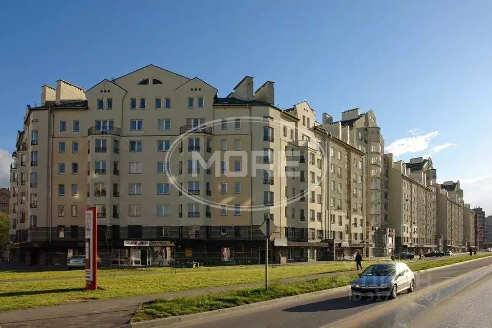 2-к кв. Калининградская область, Калининград Озерная ул., 49 (71.7 м) - Фото 0