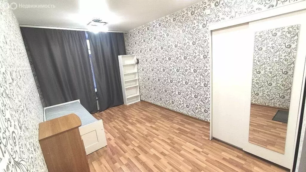 1к в 5-комнатной квартире (14.7 м) - Фото 1