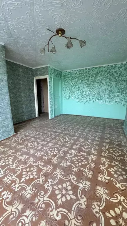 3-к кв. Кемеровская область, Калтанский городской округ, пос. ... - Фото 1