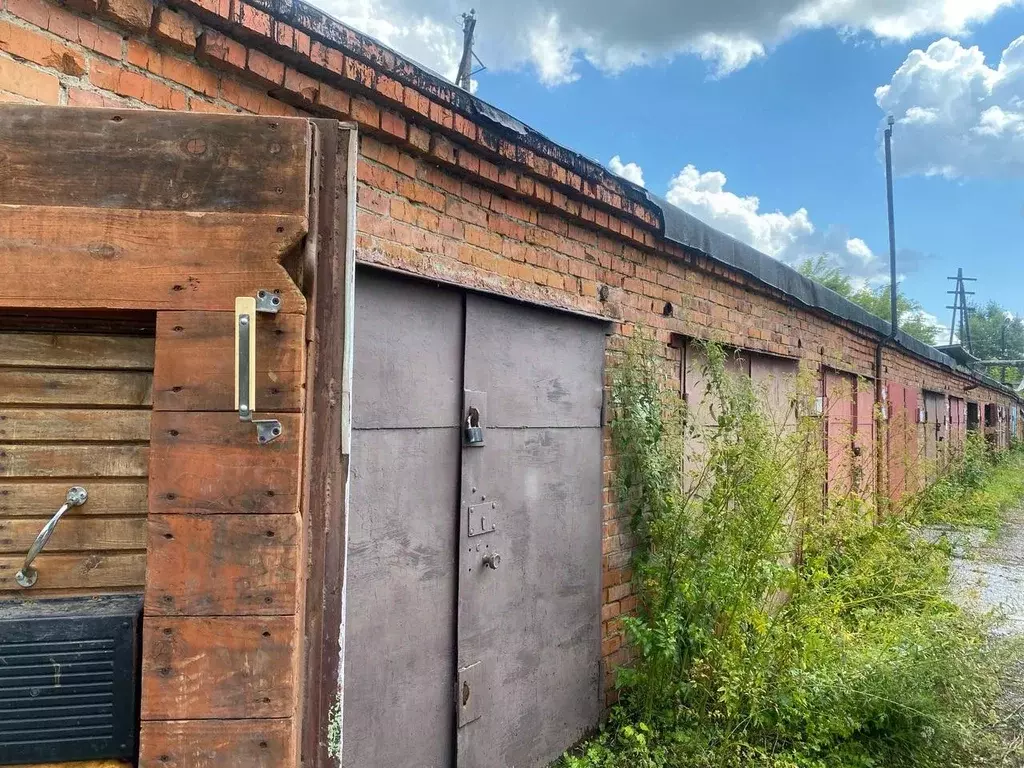 Гараж в Кемеровская область, Калтан ул. Калинина, 16 (22 м) - Фото 1