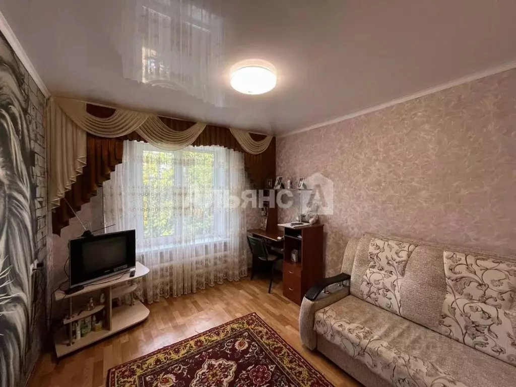 3-к кв. Ростовская область, Волгодонск ул. Энтузиастов, 26 (62.2 м) - Фото 2