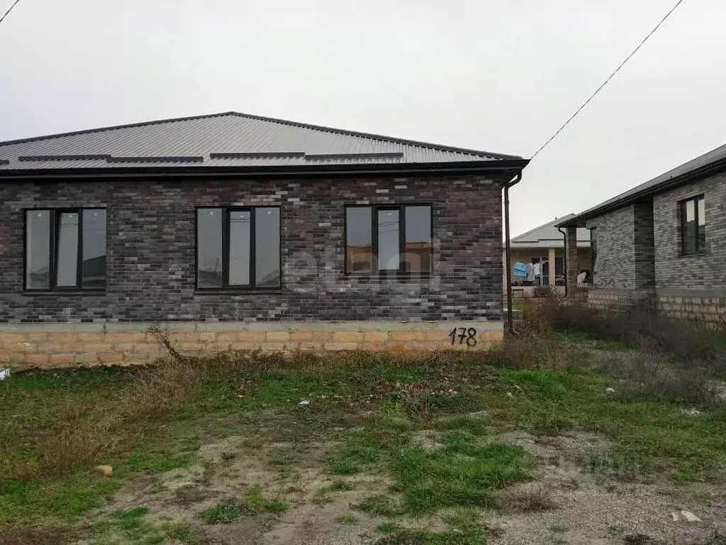 Дом в Ставропольский край, Михайловск Шпаковский район, ул. Владимира ... - Фото 1