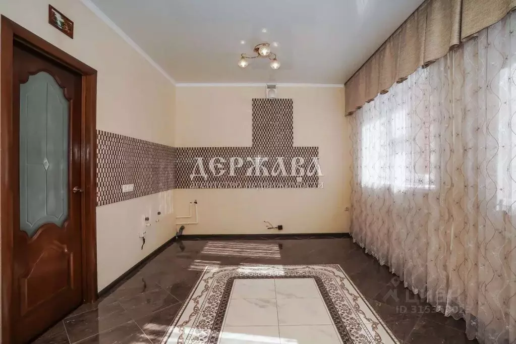 3-к кв. Белгородская область, Старый Оскол Северный мкр, 8 (80.0 м) - Фото 0