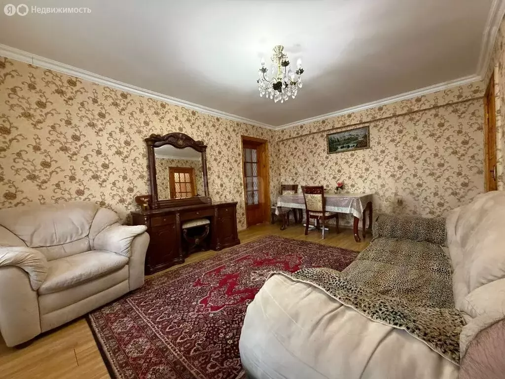 3-комнатная квартира: Махачкала, улица Юсупа Акаева, 1Б (68 м) - Фото 2