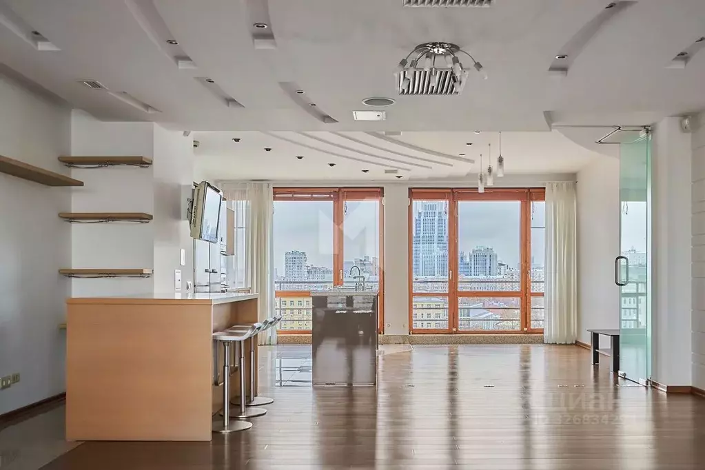 4-к кв. Москва Страстной бул., 10к1 (189.0 м) - Фото 2