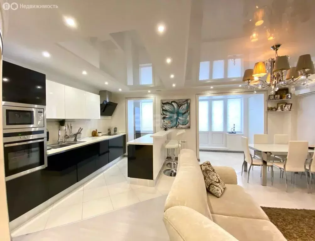 3-комнатная квартира: Тольятти, 4-й квартал, бульвар Курчатова, 10 (73 ... - Фото 2