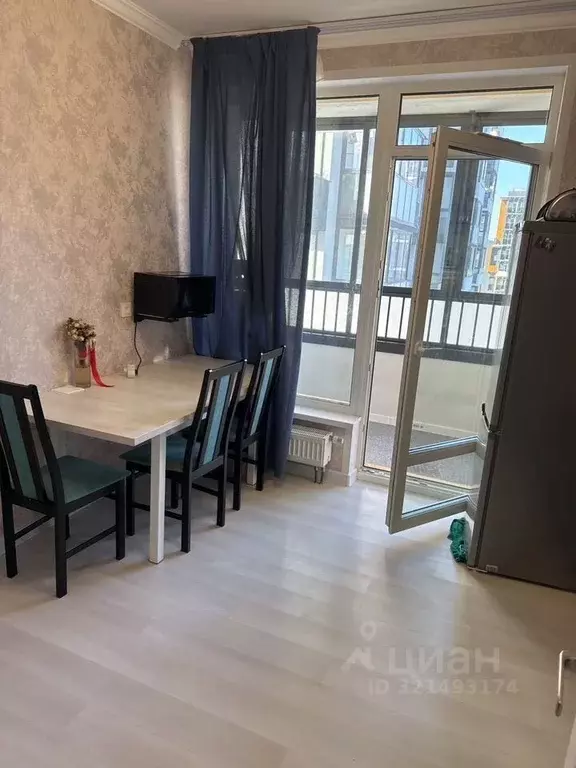 2-к кв. Тюменская область, Тюмень Профсоюзная ул., 61 (58.0 м) - Фото 1