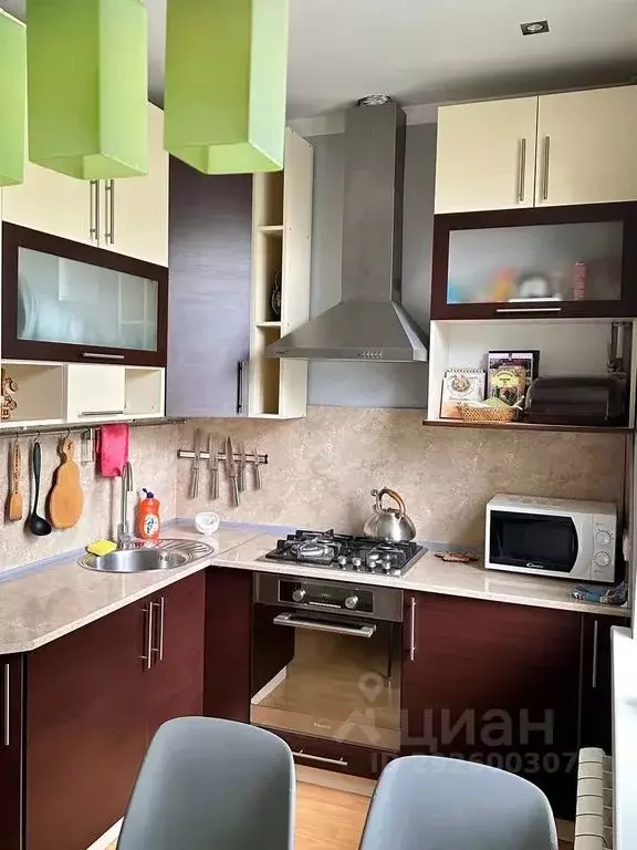 2-к кв. Псковская область, Печоры ул. Свободы, 36 (48.0 м) - Фото 0