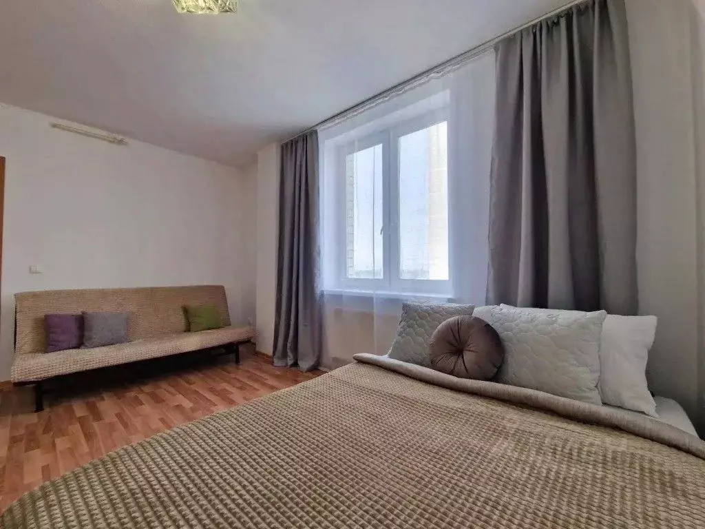 1-к кв. Свердловская область, Екатеринбург ул. Стачек, 4 (36.0 м) - Фото 1