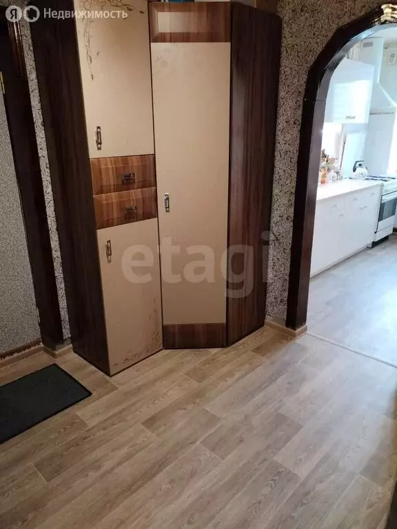 2-комнатная квартира: Губкин, улица Раевского, 18 (49.2 м) - Фото 2