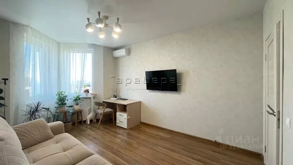 2-к кв. Красноярский край, Красноярск Октябрьская ул., 8А (61.2 м) - Фото 1