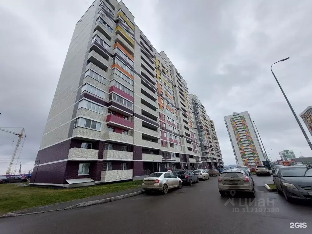 1-к кв. Удмуртия, Ижевск ул. Архитектора П.П. Берша, 4 (40.0 м) - Фото 0