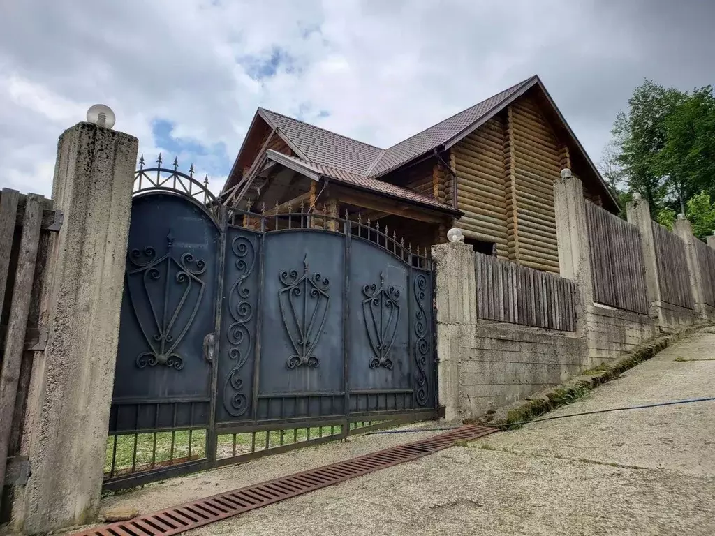 Дом в Краснодарский край, Сочи городской округ, с. Лесное  (400 м) - Фото 2