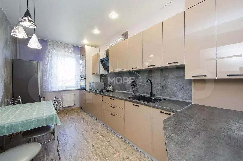 3-к. квартира, 84,1 м, 3/4 эт. - Фото 0
