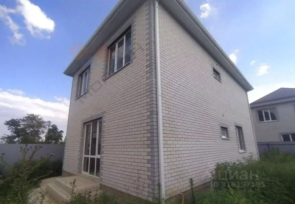 Дом в Краснодарский край, Краснодар проезд 2-й Лоцманский, 71 (155 м) - Фото 1