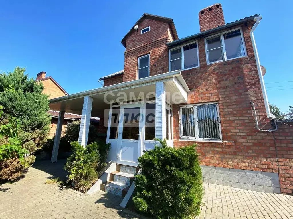 Дом в Краснодарский край, Ейск ул. Герцена, 49 (118 м) - Фото 1