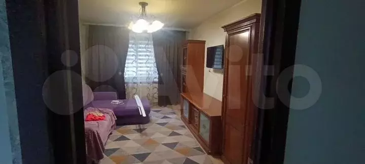 3-к. квартира, 70м, 1/5эт. - Фото 0