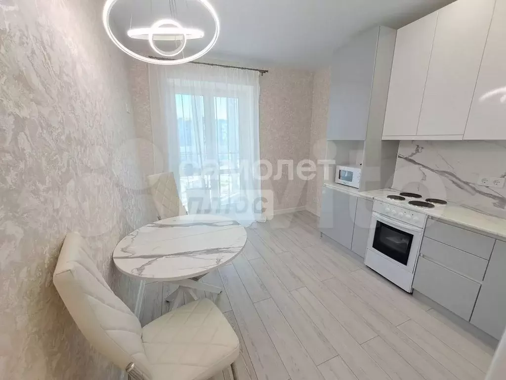 1-к. квартира, 45,1 м, 7/17 эт. - Фото 1