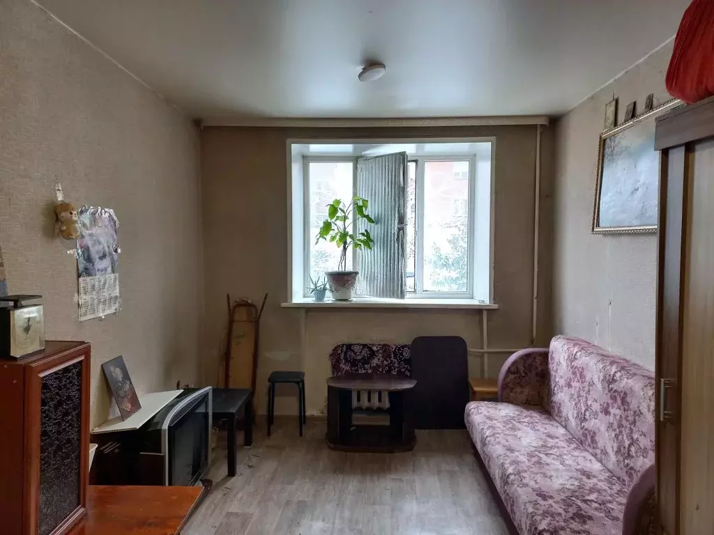 Комната Кемеровская область, Белово Железнодорожная ул., 15 (18.0 м) - Фото 0
