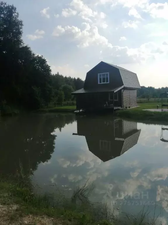 Дом в Московская область, Серпухов городской округ, д. Погари  (80 м) - Фото 1