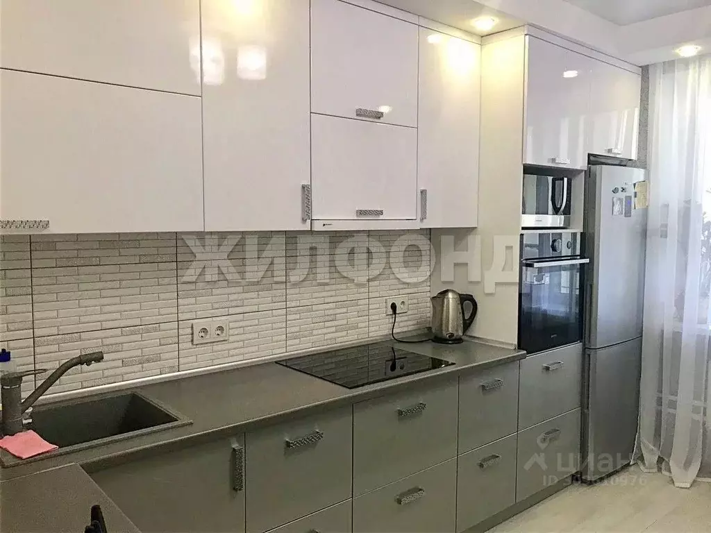 2-к кв. Томская область, Томск ул. 1-я Рабочая, 4 (63.0 м) - Фото 0