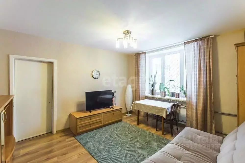 4-к кв. Свердловская область, Екатеринбург просп. Ленина, 81 (71.3 м) - Фото 1