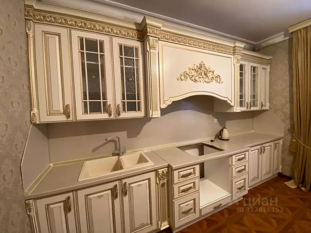 Дом в Дагестан, Махачкала ул. Фруктовая, 173 (220 м) - Фото 0