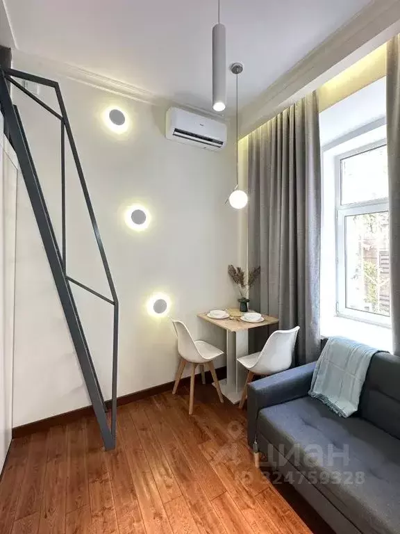 Студия Москва Страстной бул., 4С4 (22.0 м) - Фото 1