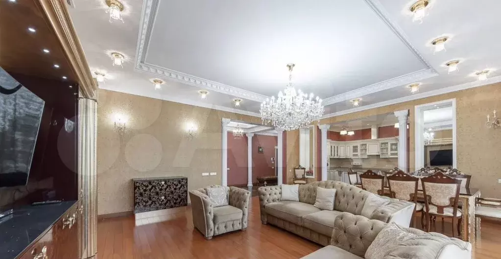 4-к. квартира, 240 м, 7/11 эт. - Фото 0
