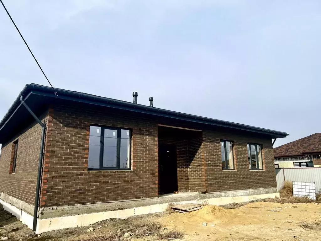 Дом в Волгоградская область, Краснослободск Среднеахтубинский район, ... - Фото 1