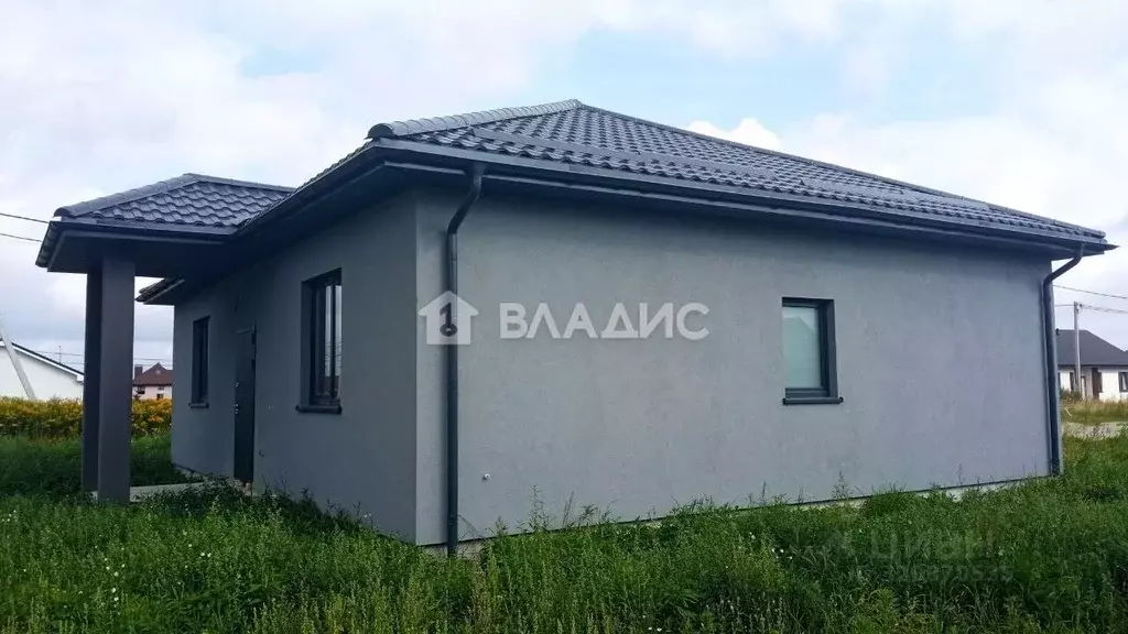 Дом в Калининградская область, Гурьевский муниципальный округ, пос. ... - Фото 1