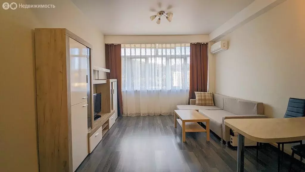 Квартира-студия: Сочи, микрорайон Мамайка, Яблочная улица, 2А (28.3 м) - Фото 1