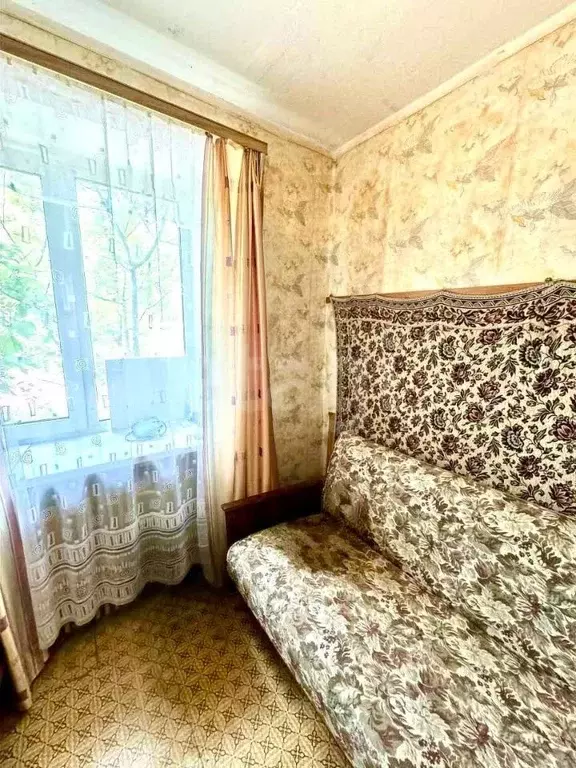 2-к кв. Белгородская область, Валуйки ул. Пархоменко, 26 (45.7 м) - Фото 0