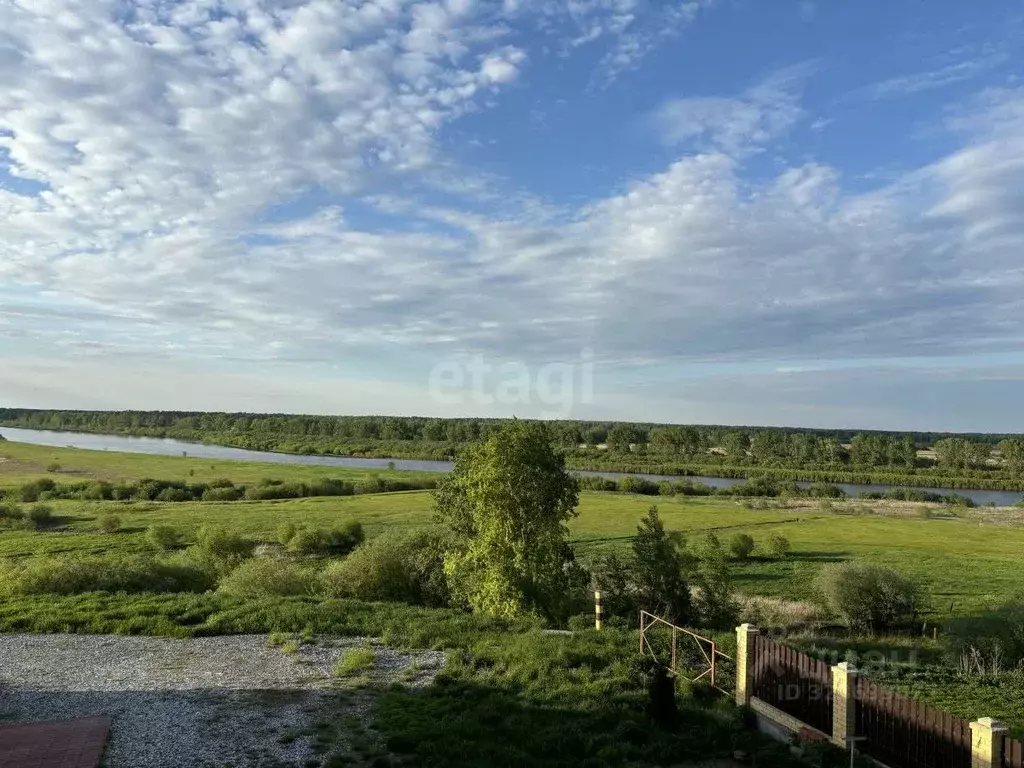 Дом в Тюменская область, Тюменский муниципальный округ, с. Каменка ул. ... - Фото 1
