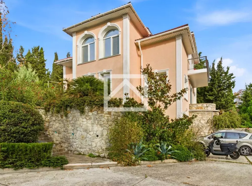Дом в Крым, Ялта муниципальный округ, Ливадия пгт ул. Виноградная, 46 ... - Фото 1