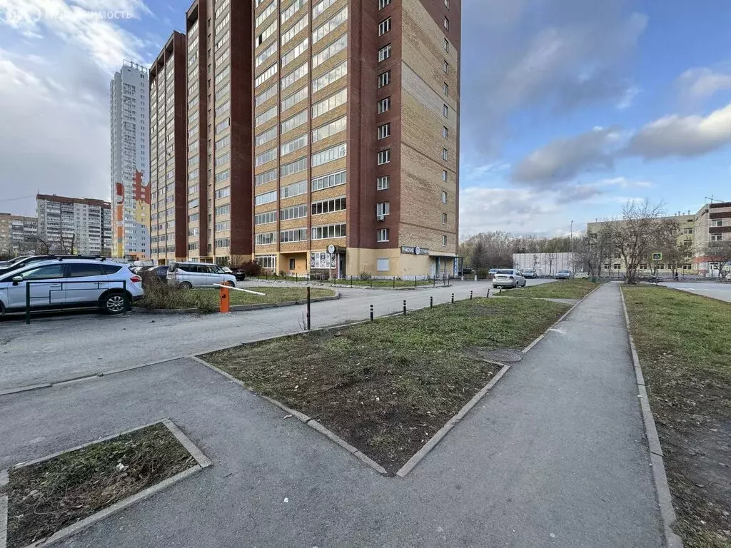 Квартира-студия: Екатеринбург, жилой район Вторчермет, Санаторная ... - Фото 2