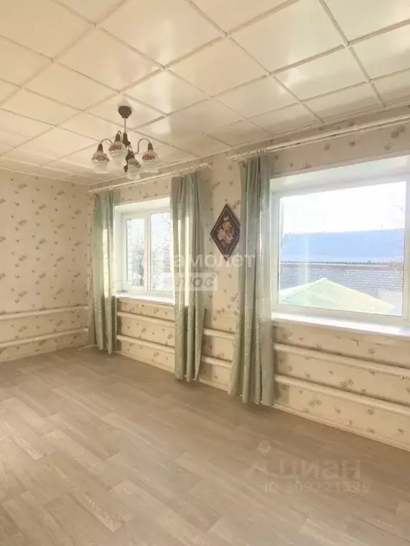 Дом в Башкортостан, Иглинский сельсовет, с. Иглино ул. ... - Фото 1